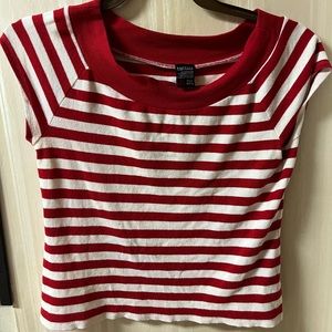 Nautica Jeans Company striped red and white t-shirt. Adult XL.